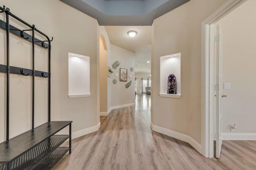 102 Cimmaron Court Alvarado, TX 76009