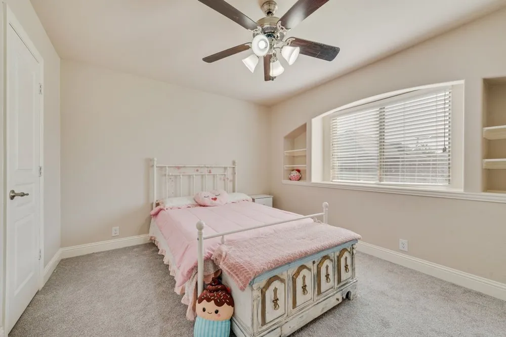 102 Cimmaron Court Alvarado, TX 76009