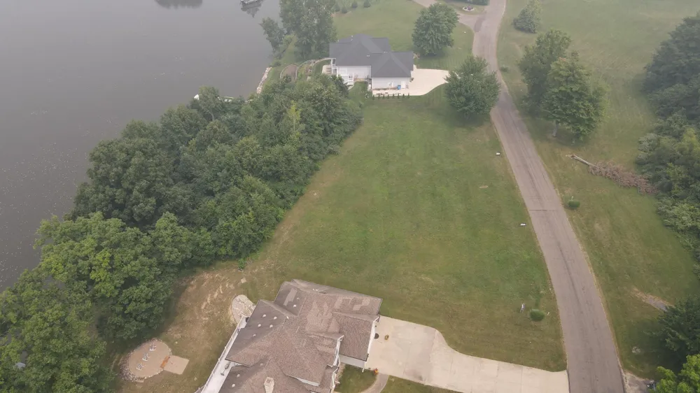 19 Old 16 Rd Centreville, MI 49032