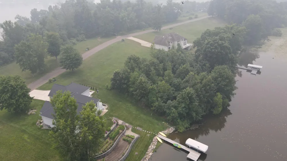 19 Old 16 Rd Centreville, MI 49032