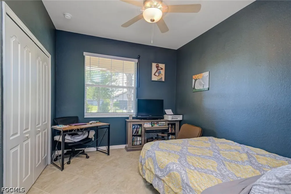 E Hampton Circle Alva, FL 33920
