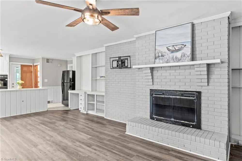 6645 Springfield Drive Clemmons, NC 27012