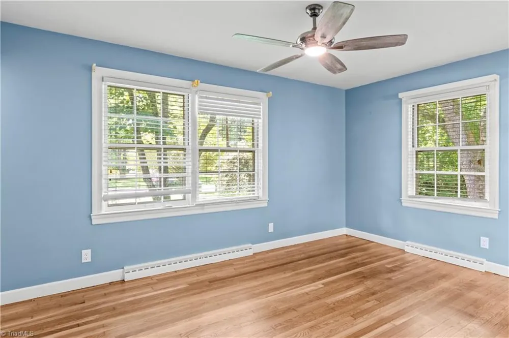 6645 Springfield Drive Clemmons, NC 27012
