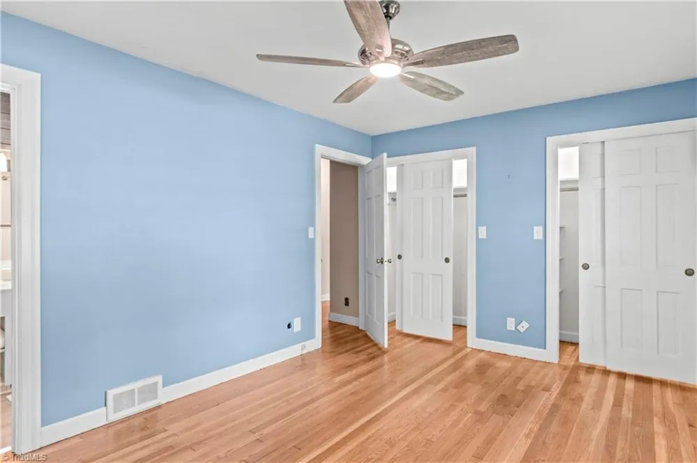 6645 Springfield Drive Clemmons, NC 27012