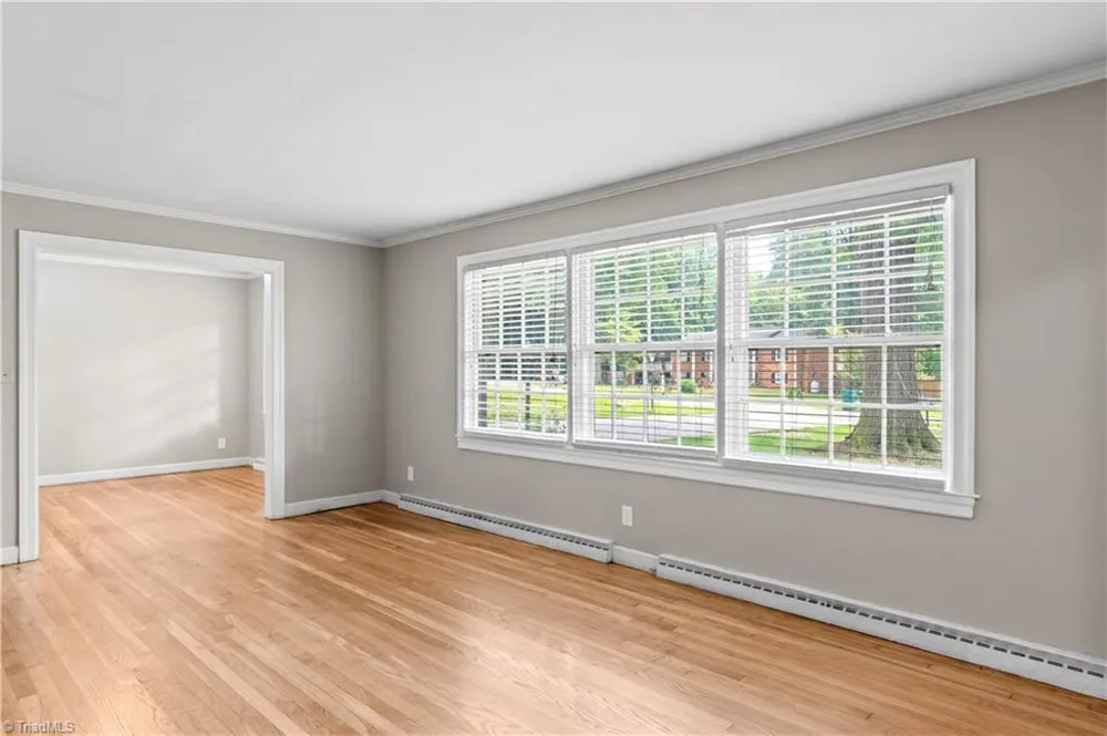6645 Springfield Drive Clemmons, NC 27012