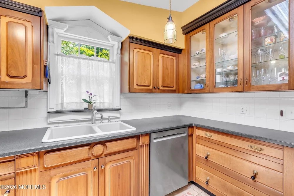 136 S Main Street Allentown, NJ 08501