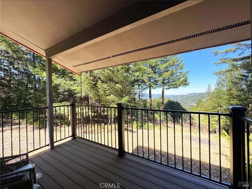 5800 Spyrock Road Laytonville, CA 95454