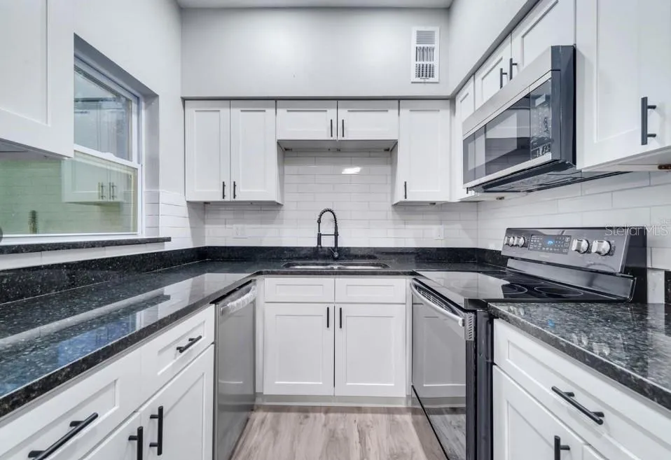1318 TERRE CIA AVENUE Orlando, FL 32807