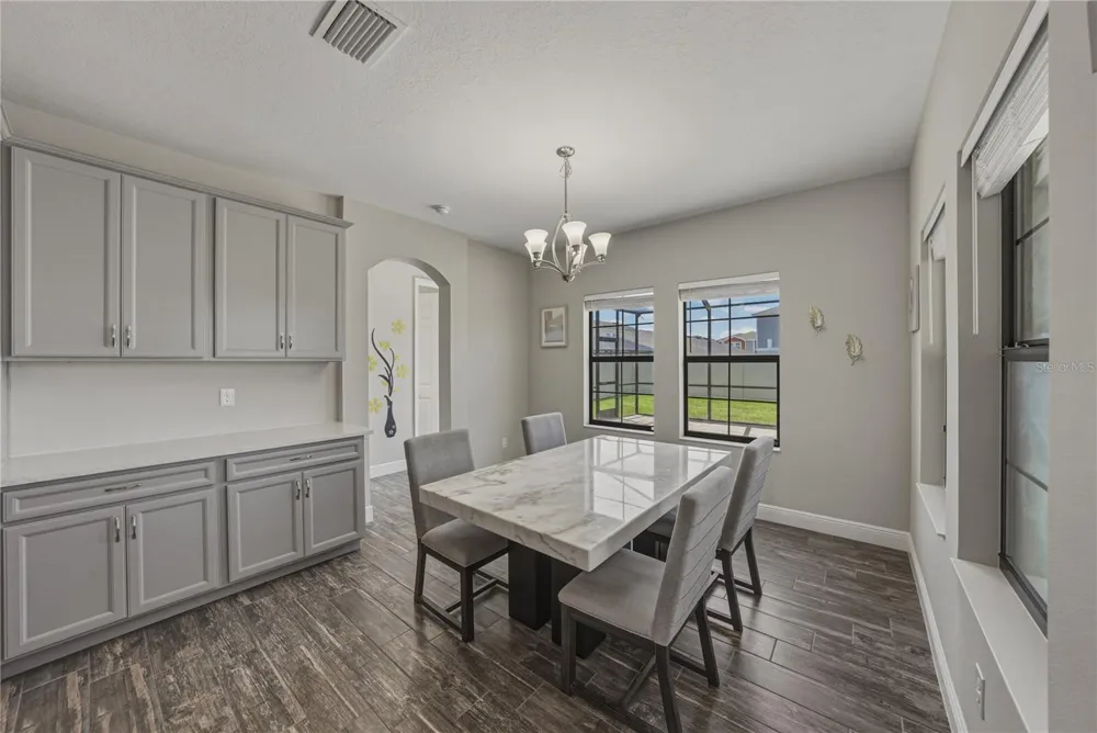 14633 RED CASTLE AVENUE Lithia, FL 33547