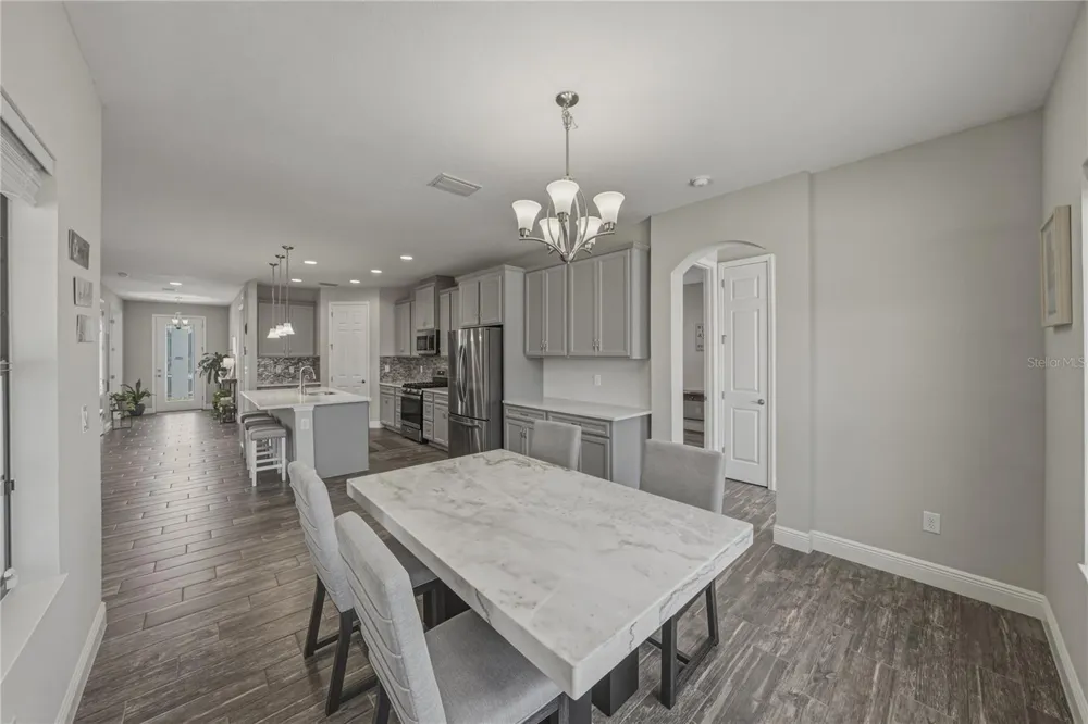 14633 RED CASTLE AVENUE Lithia, FL 33547
