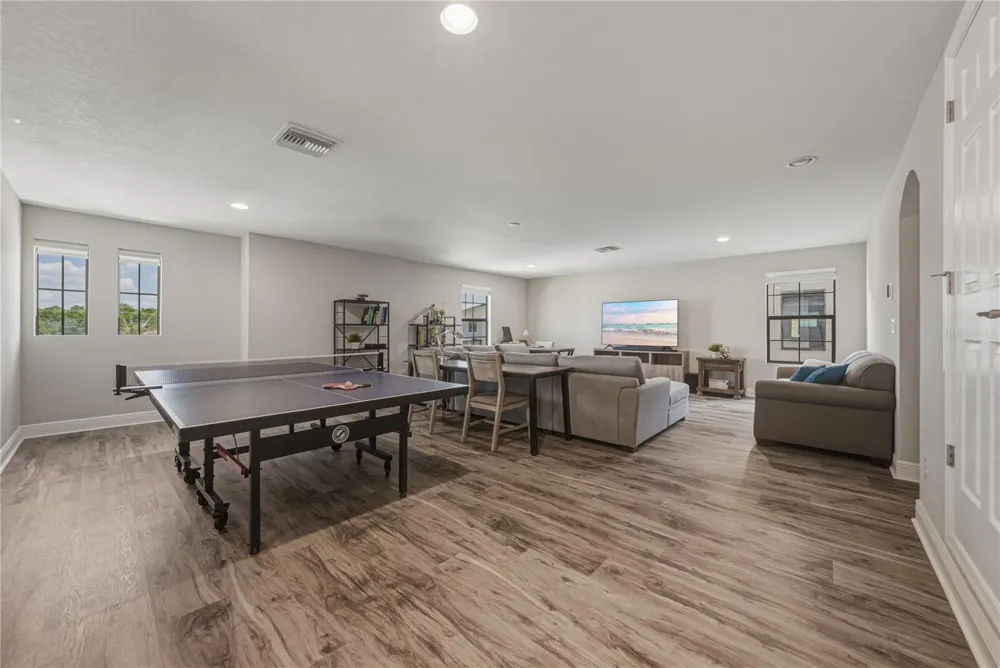 14633 RED CASTLE AVENUE Lithia, FL 33547