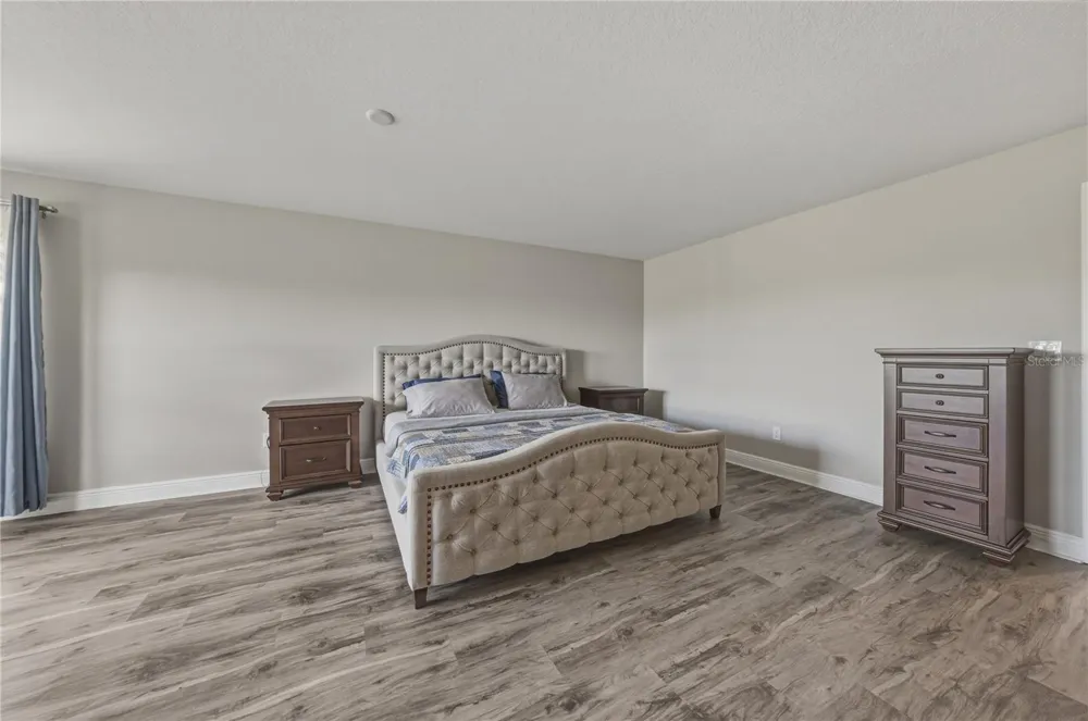 14633 RED CASTLE AVENUE Lithia, FL 33547