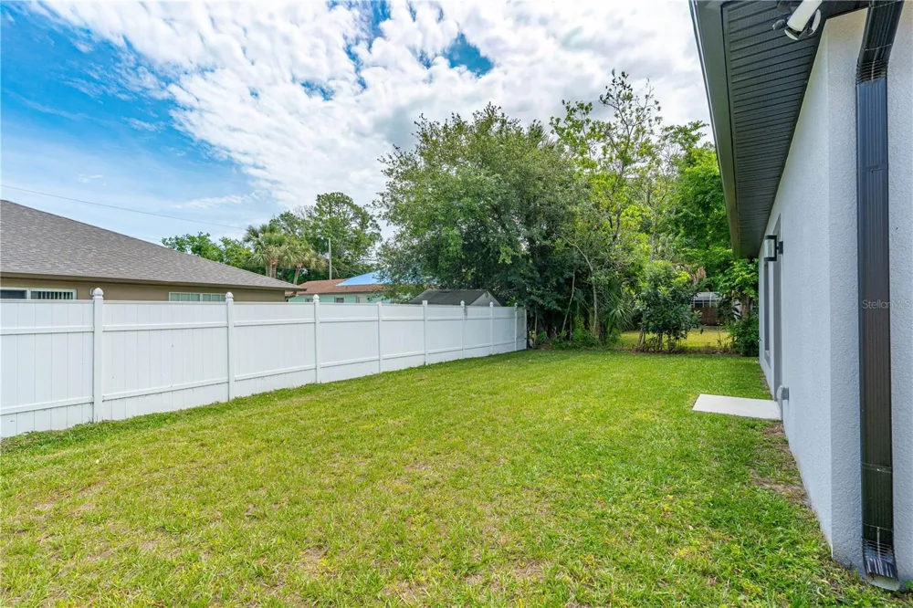 721 INDIANA STREET Daytona Beach, FL 32114