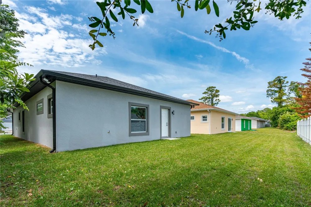 721 INDIANA STREET Daytona Beach, FL 32114