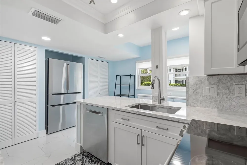 202 46TH AVENUE TERRACE W #UNIT #209 Bradenton, FL 34207