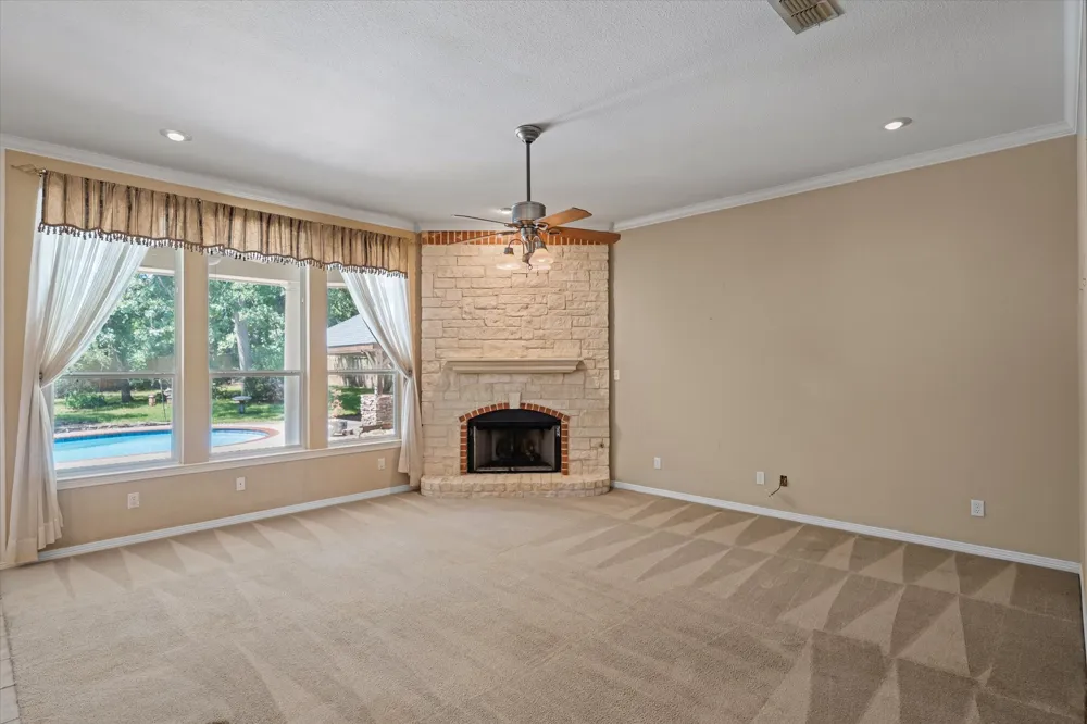 690 County Road 2310 Mineola, TX 75773