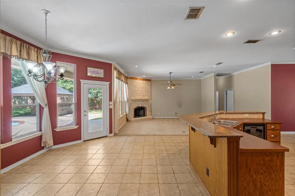 690 County Road 2310 Mineola, TX 75773