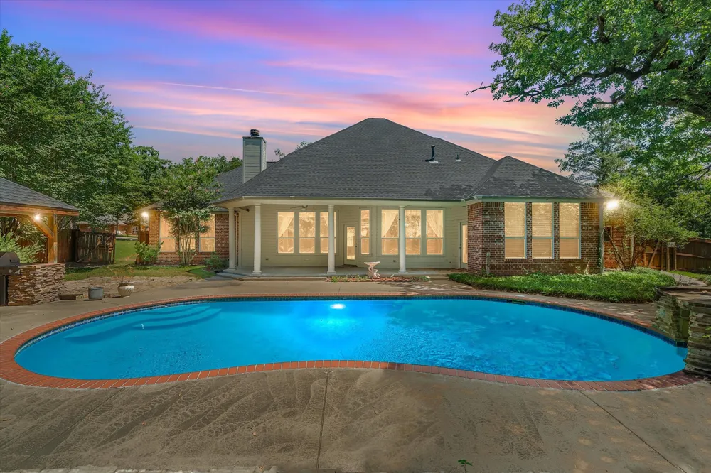 690 County Road 2310 Mineola, TX 75773