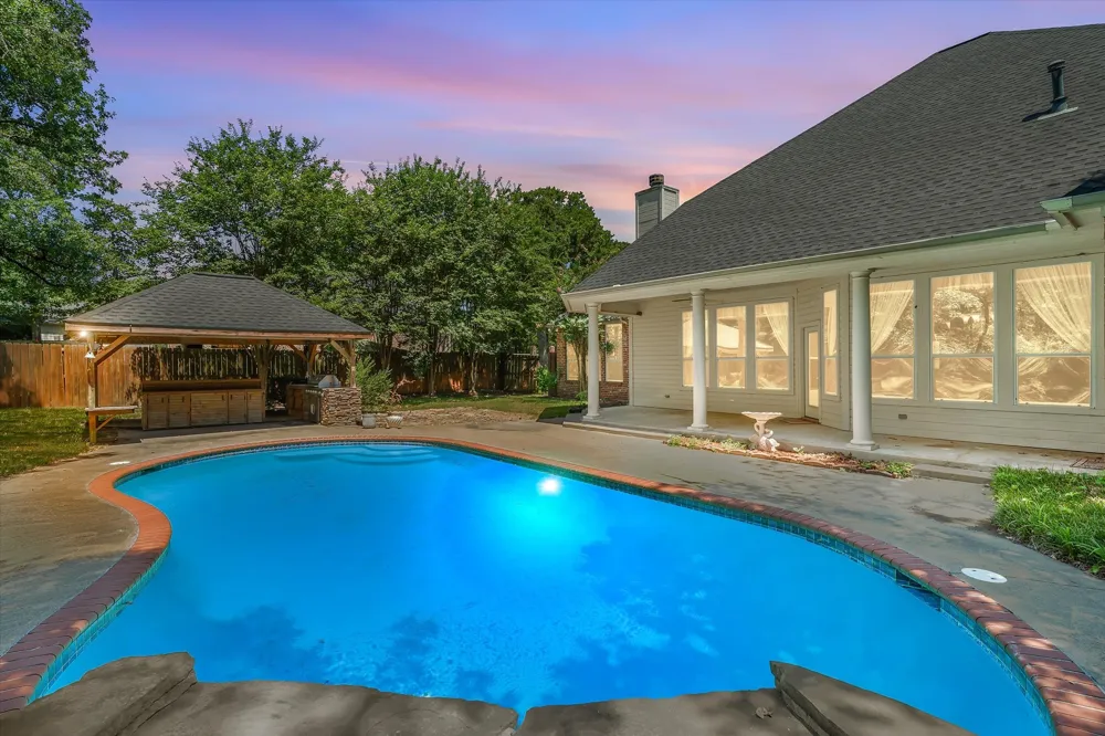 690 County Road 2310 Mineola, TX 75773