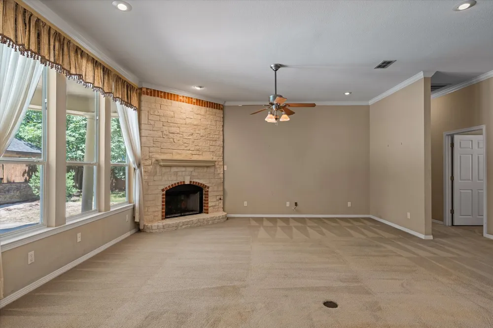 690 County Road 2310 Mineola, TX 75773