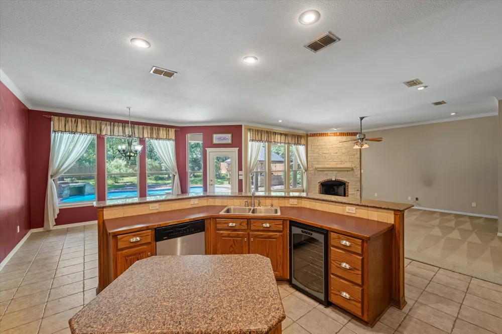690 County Road 2310 Mineola, TX 75773