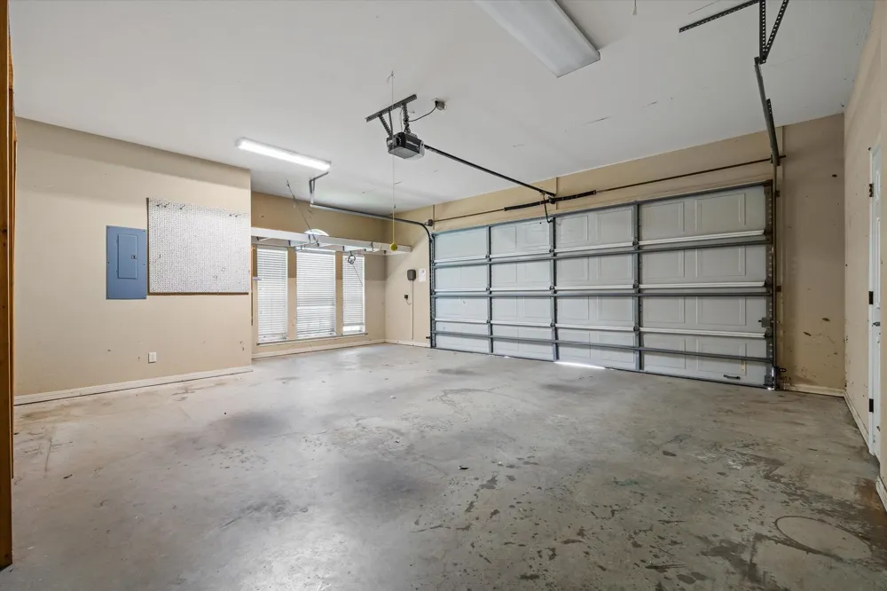 690 County Road 2310 Mineola, TX 75773