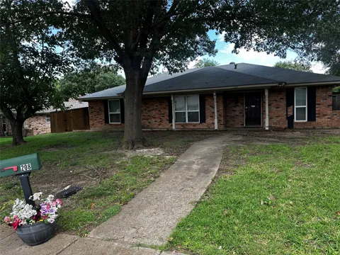 208 Connie Drive