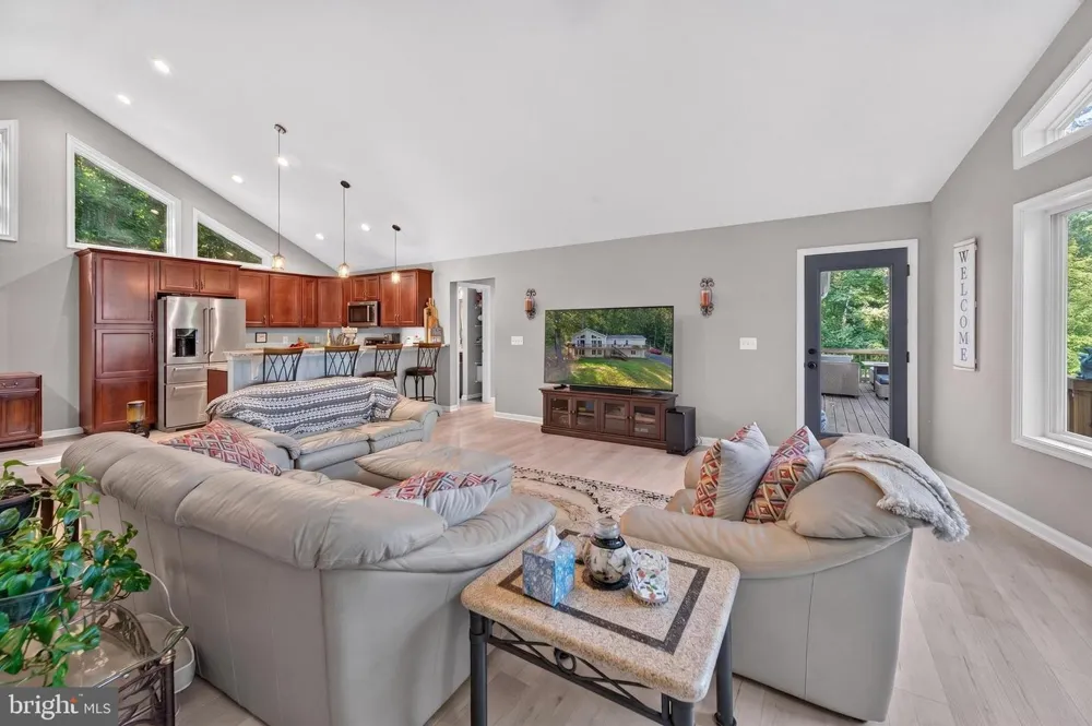 515 RED BUD LANE Front Royal, VA 22630