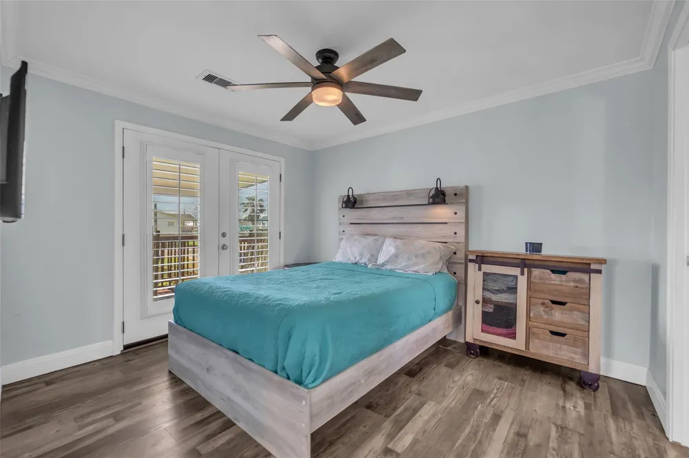 411 Olive Street Surfside Beach, TX 77541