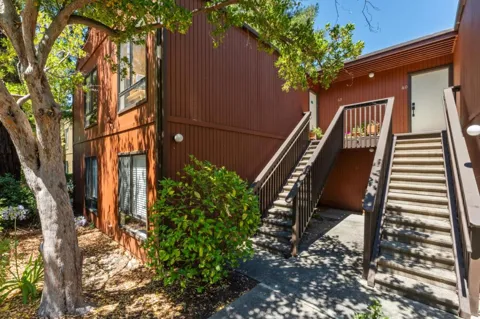 62 Pearce Mitchell Place #62