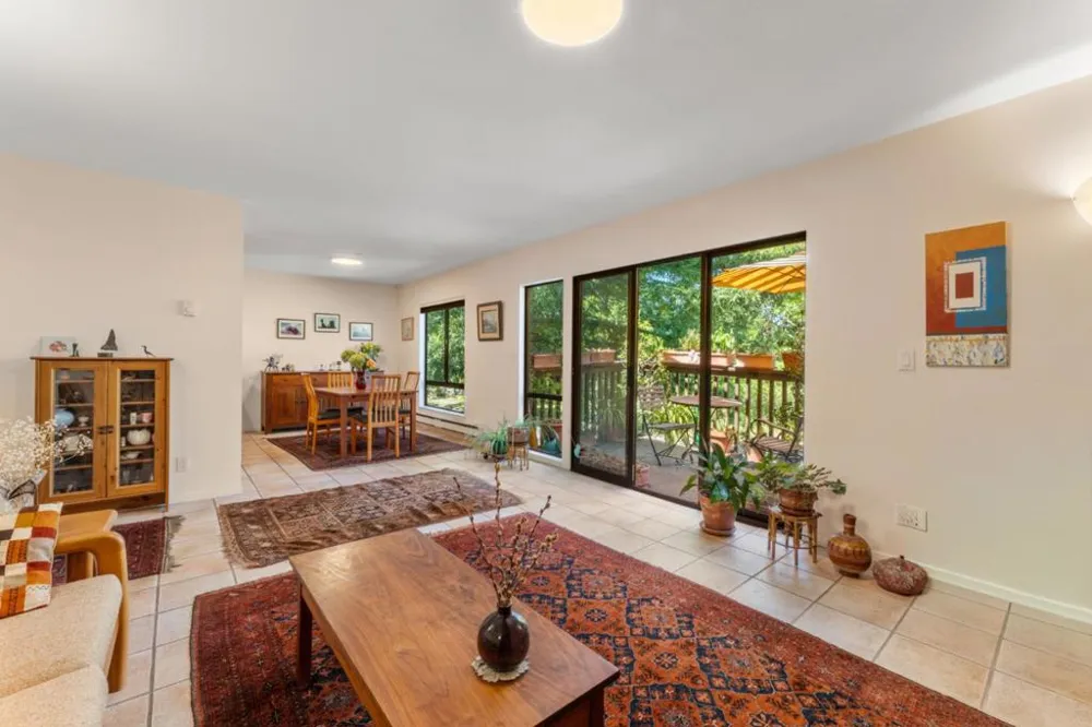 62 Pearce Mitchell Place #62 Stanford, CA 94305