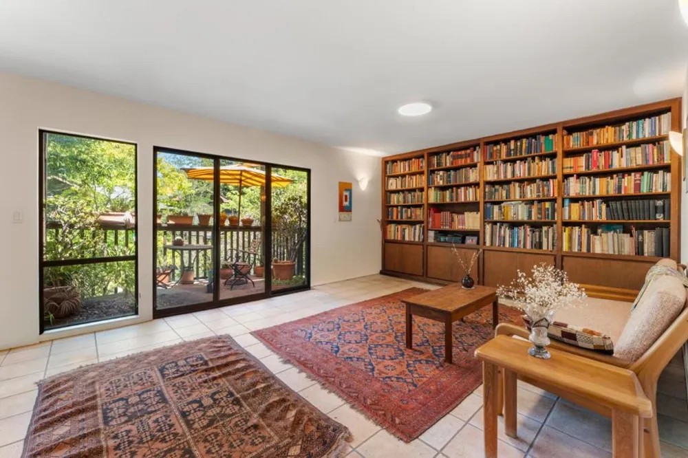 62 Pearce Mitchell Place #62 Stanford, CA 94305