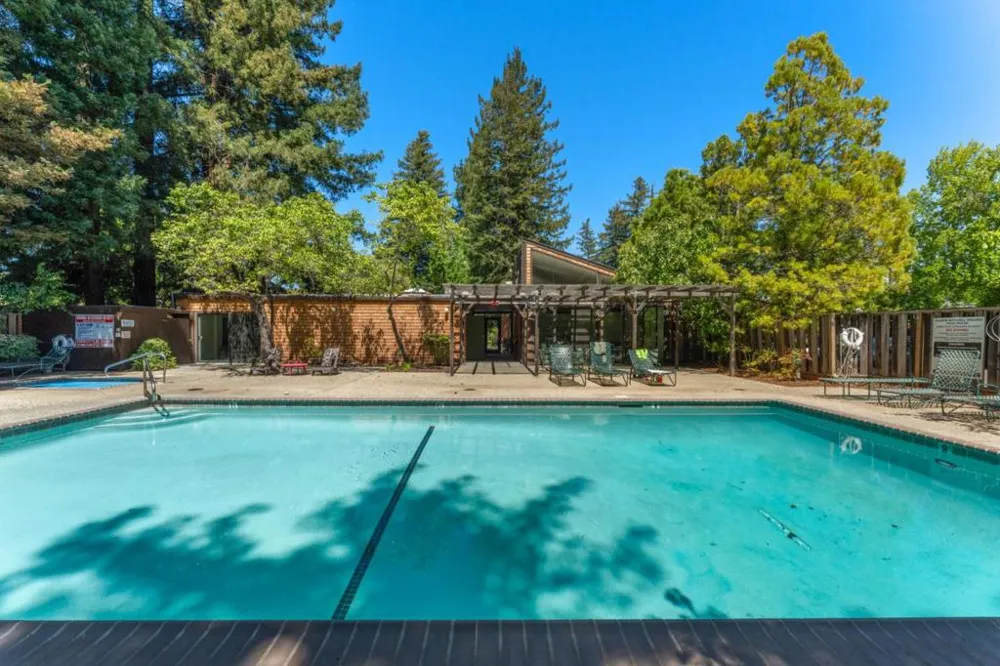 62 Pearce Mitchell Place #62 Stanford, CA 94305