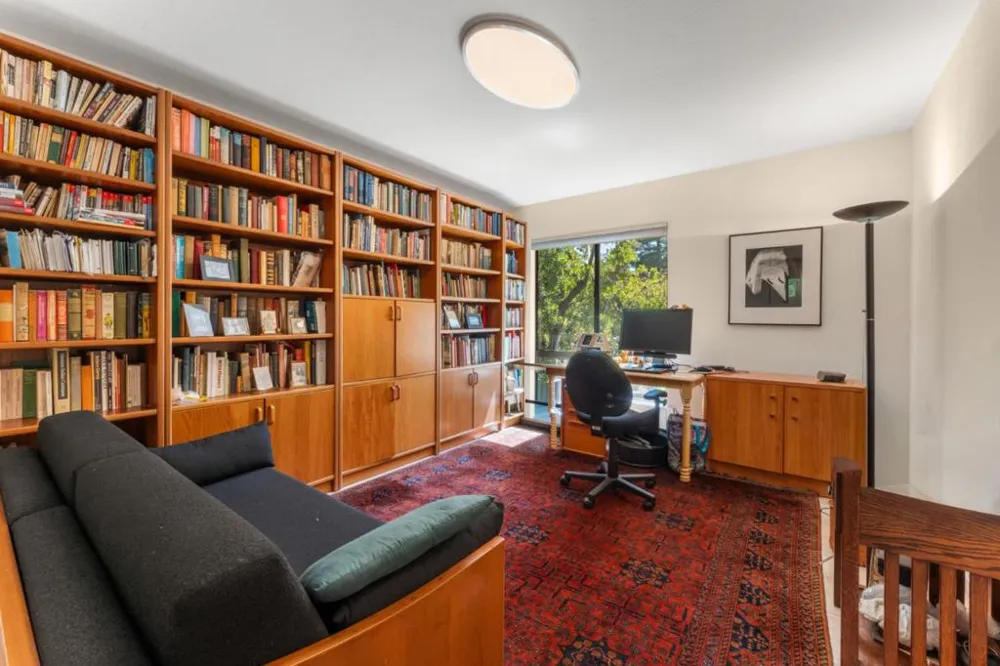 62 Pearce Mitchell Place #62 Stanford, CA 94305