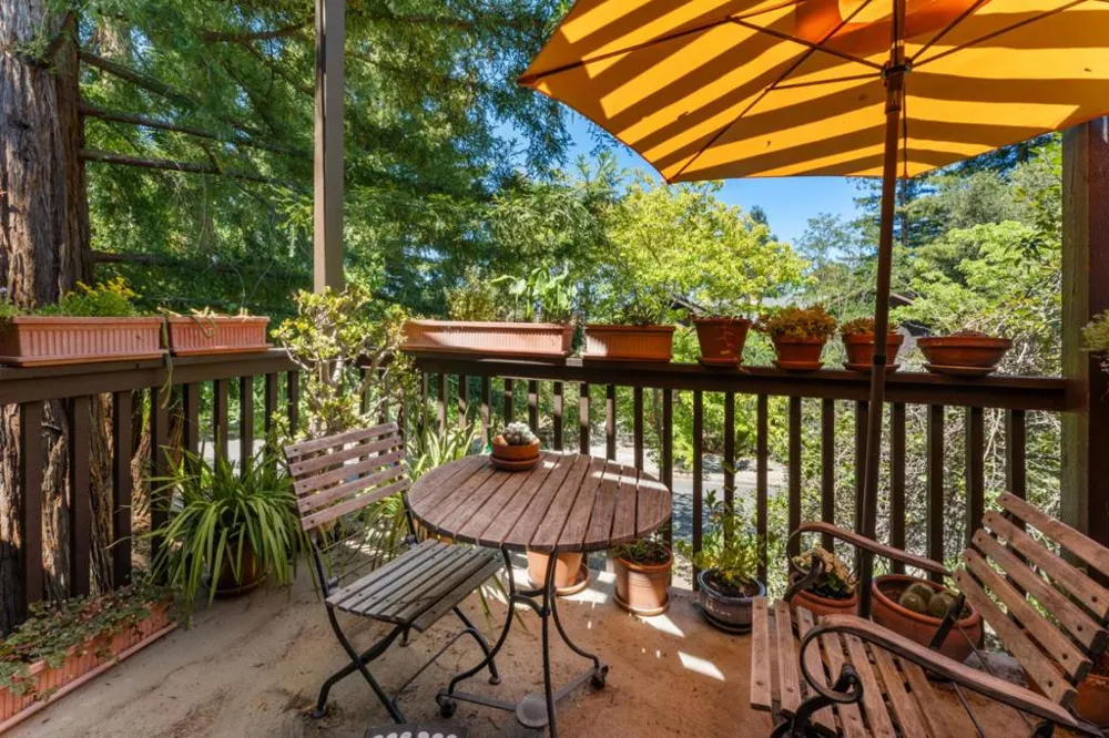 62 Pearce Mitchell Place #62 Stanford, CA 94305