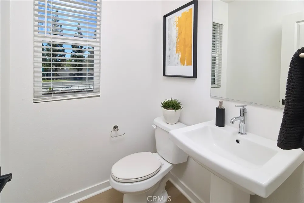 1425 E Via Acero Placentia, CA 92870