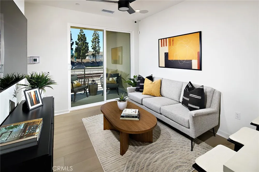 1425 E Via Acero Placentia, CA 92870