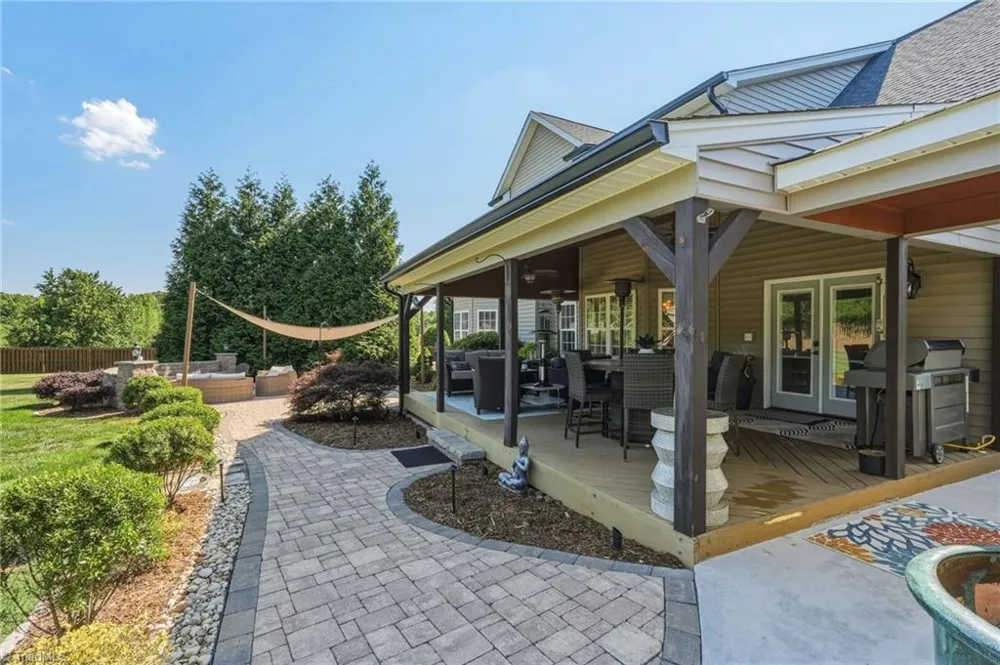 8186 McClanahan Drive Browns Summit, NC 27214