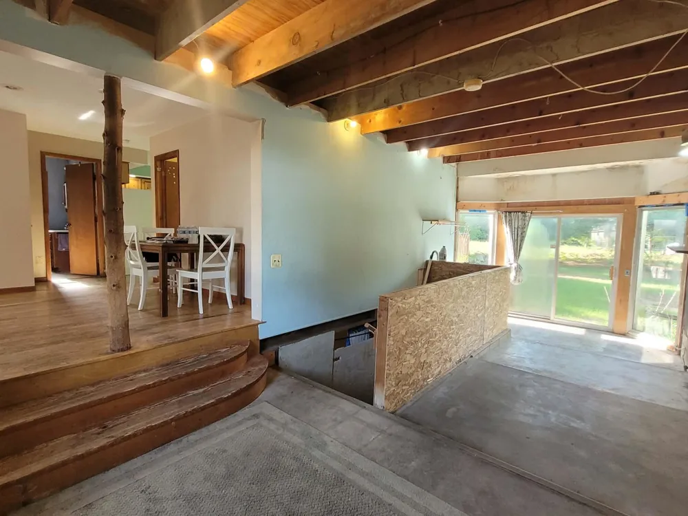 509 Gitchegumee Drive Hanover Township, MI 49620