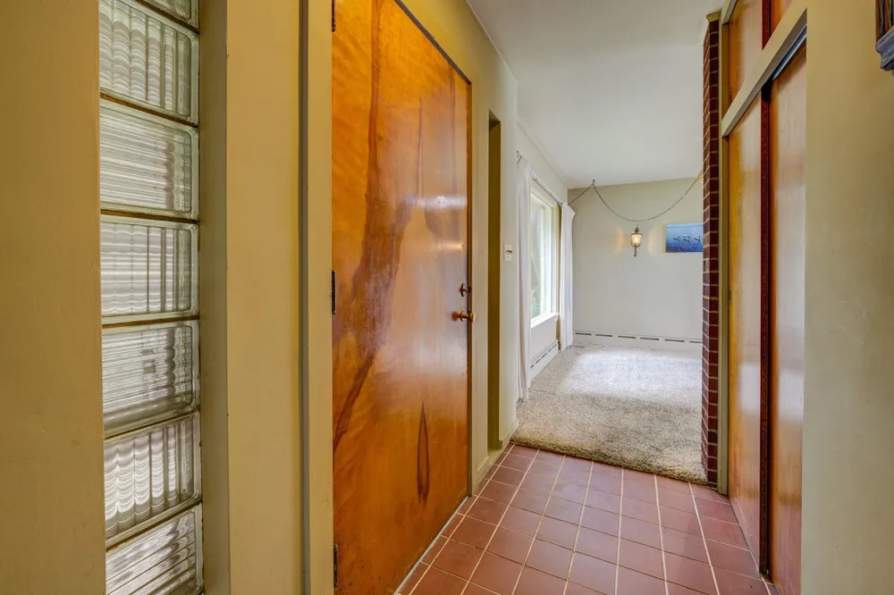 11111 S W Bayshore Drive Elmwood Charter Township, MI 49684