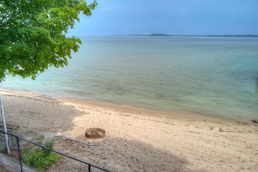 11111 S W Bayshore Drive Elmwood Charter Township, MI 49684
