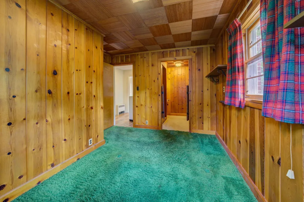 11111 S W Bayshore Drive Elmwood Charter Township, MI 49684