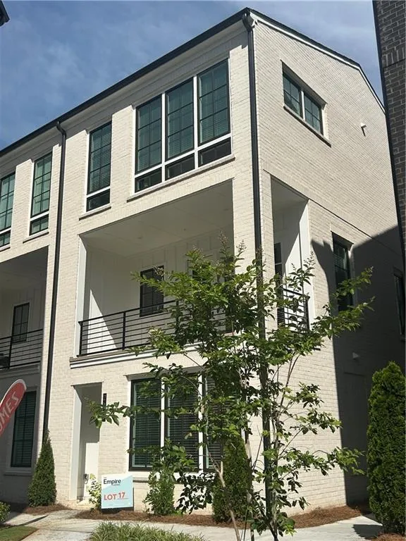 2628 Mackintosh Court #17 Brookhaven, GA 30319