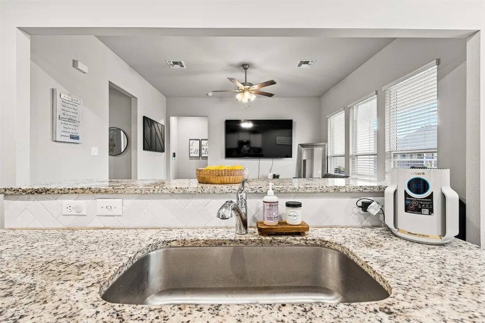 11117 Solar Street Lorena, TX 76655