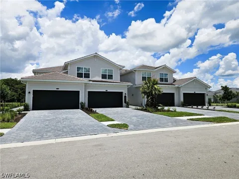 Ellerston Way #712