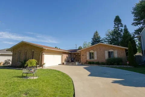 23355 Robert John Street