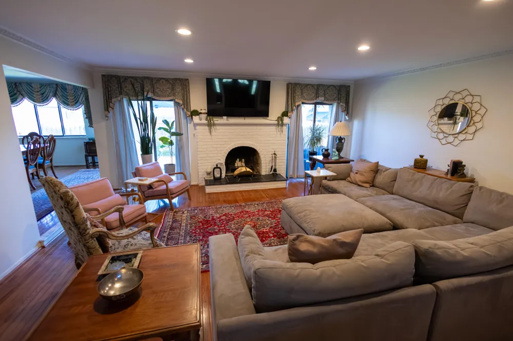 23355 Robert John Street Saint Clair Shores, MI 48080