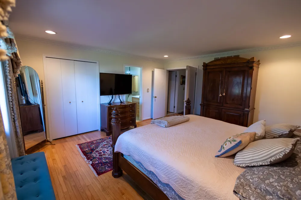 23355 Robert John Street Saint Clair Shores, MI 48080