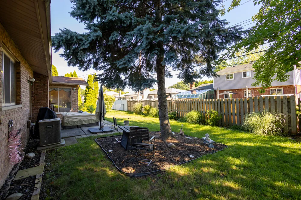 23355 Robert John Street Saint Clair Shores, MI 48080