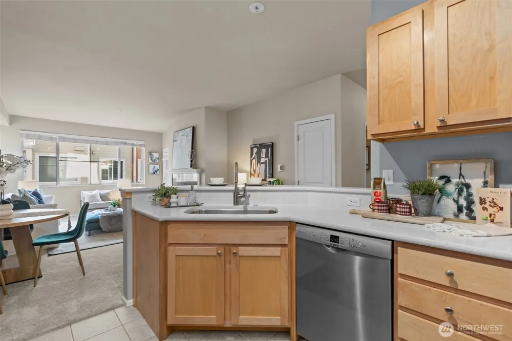560 225th Lane NE #B202 Sammamish, WA 98074